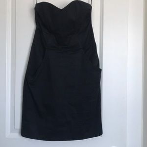 Little black dress with pockets!